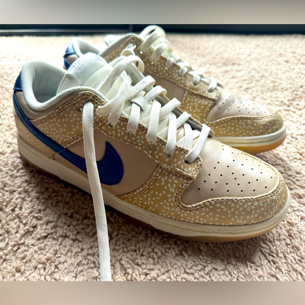 Nike Dunk Low Premium Men’s Size 10, like new!